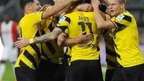 《曼联定位球神技升级！赛季已轰入10球，借鉴对手策略大获全胜》